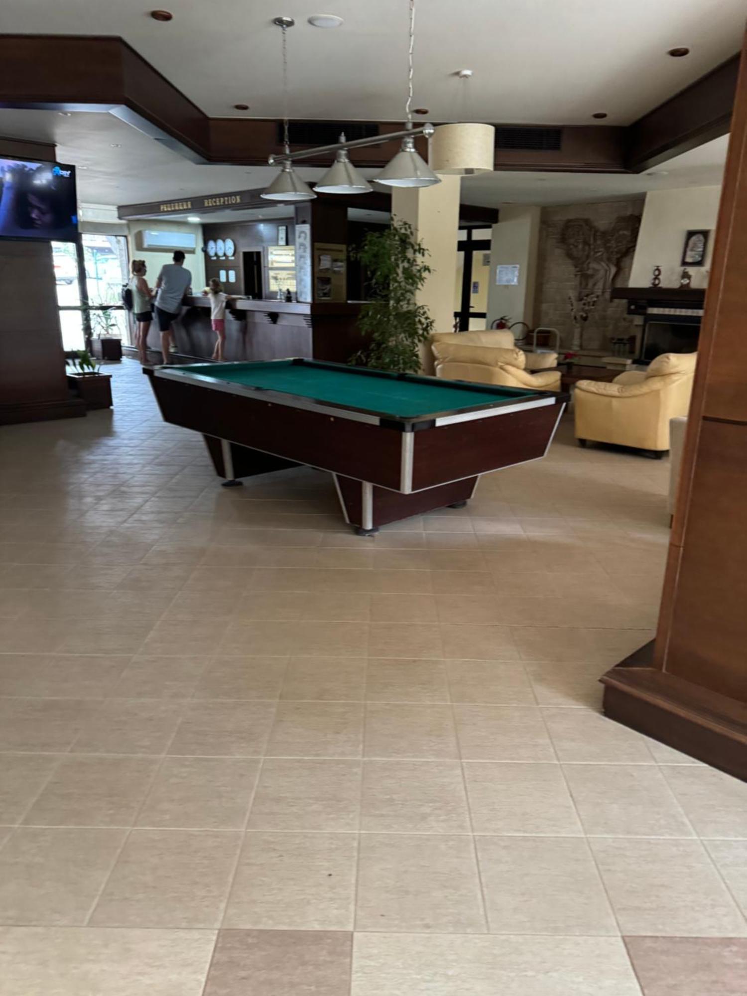 2-Bedroom, 2-Bathroom With Fireplace And Garden At Winslow Infinity Bansko Eksteriør billede