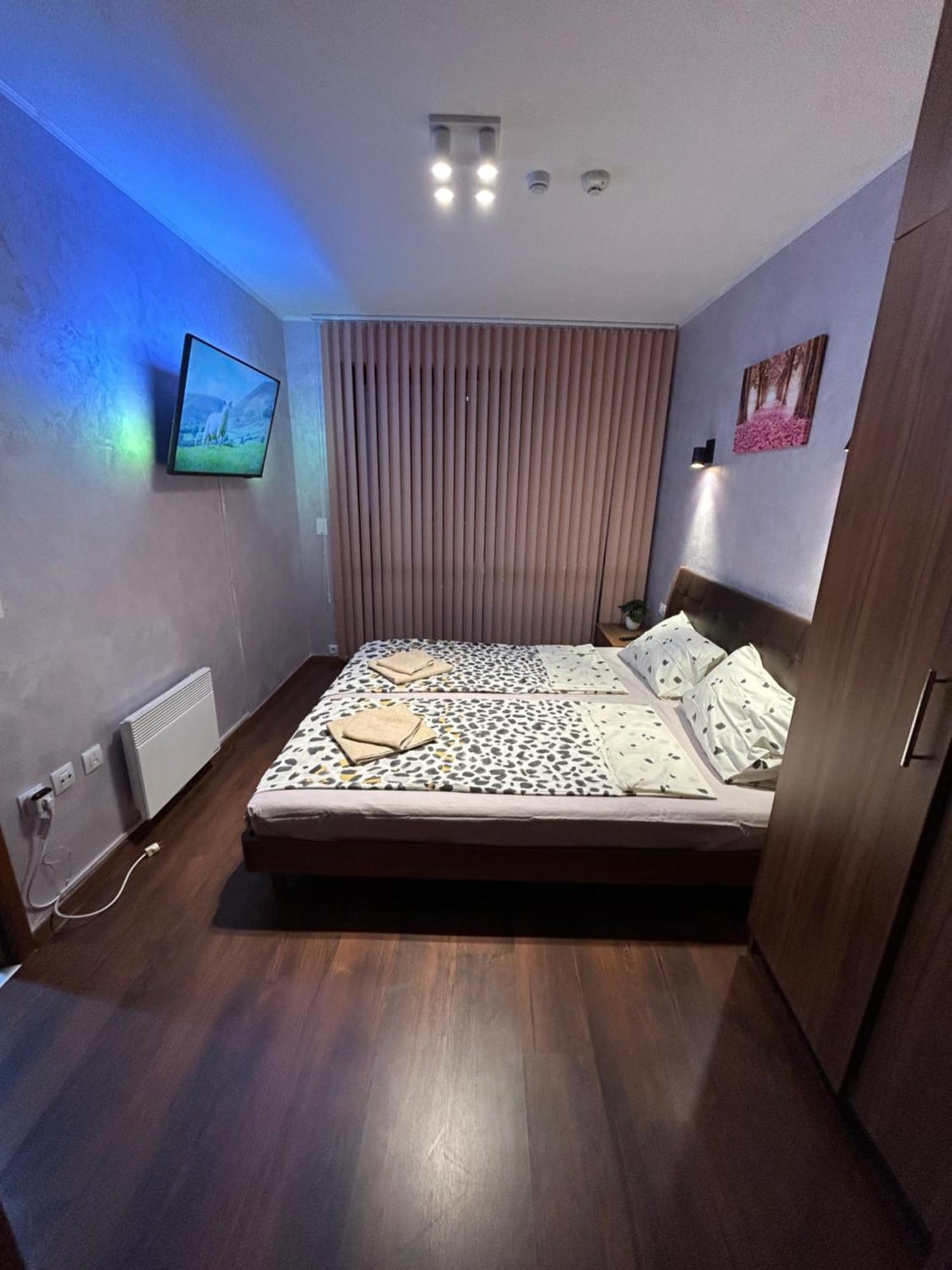 2-Bedroom, 2-Bathroom With Fireplace And Garden At Winslow Infinity Bansko Eksteriør billede