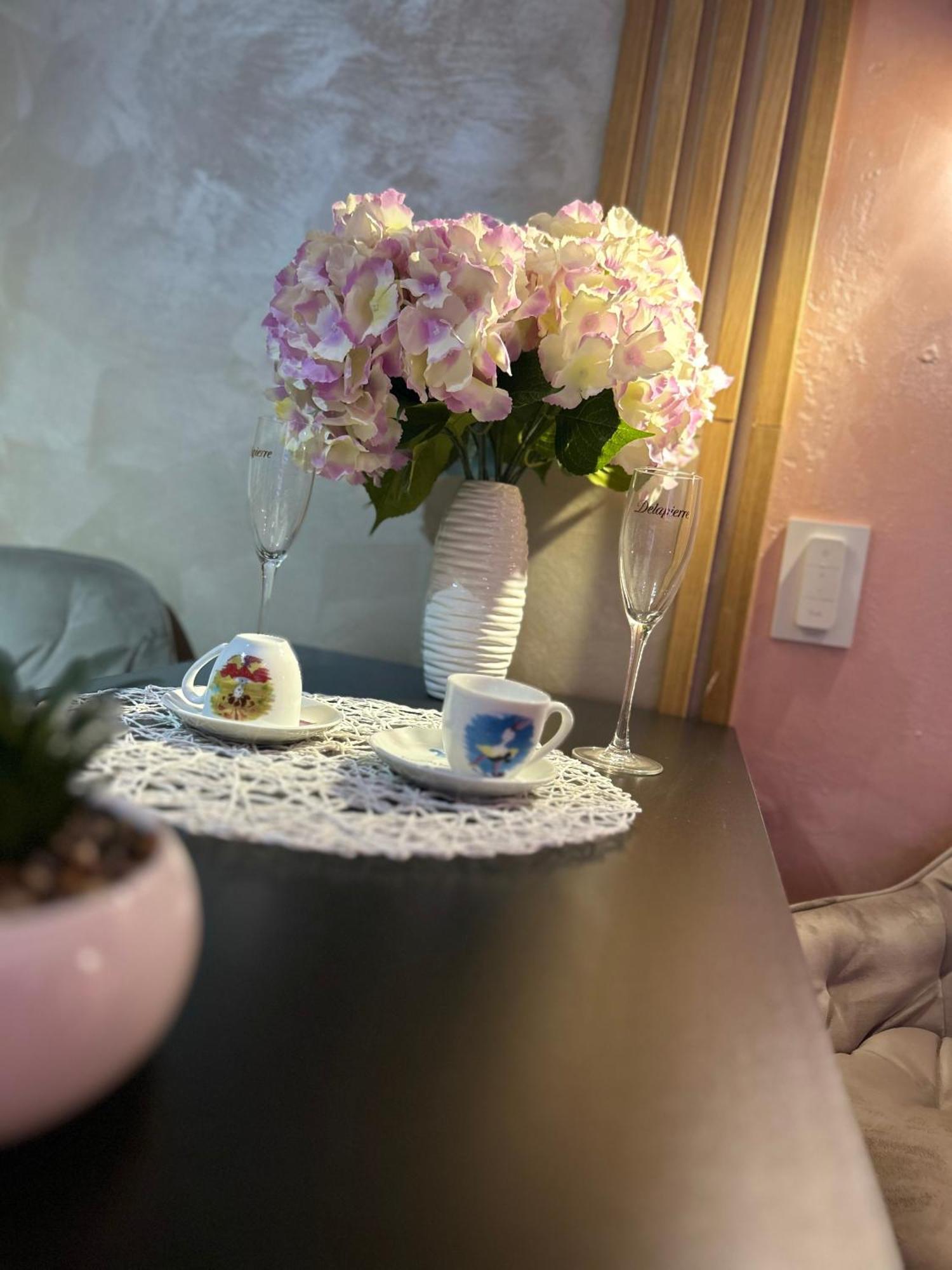 2-Bedroom, 2-Bathroom With Fireplace And Garden At Winslow Infinity Bansko Eksteriør billede
