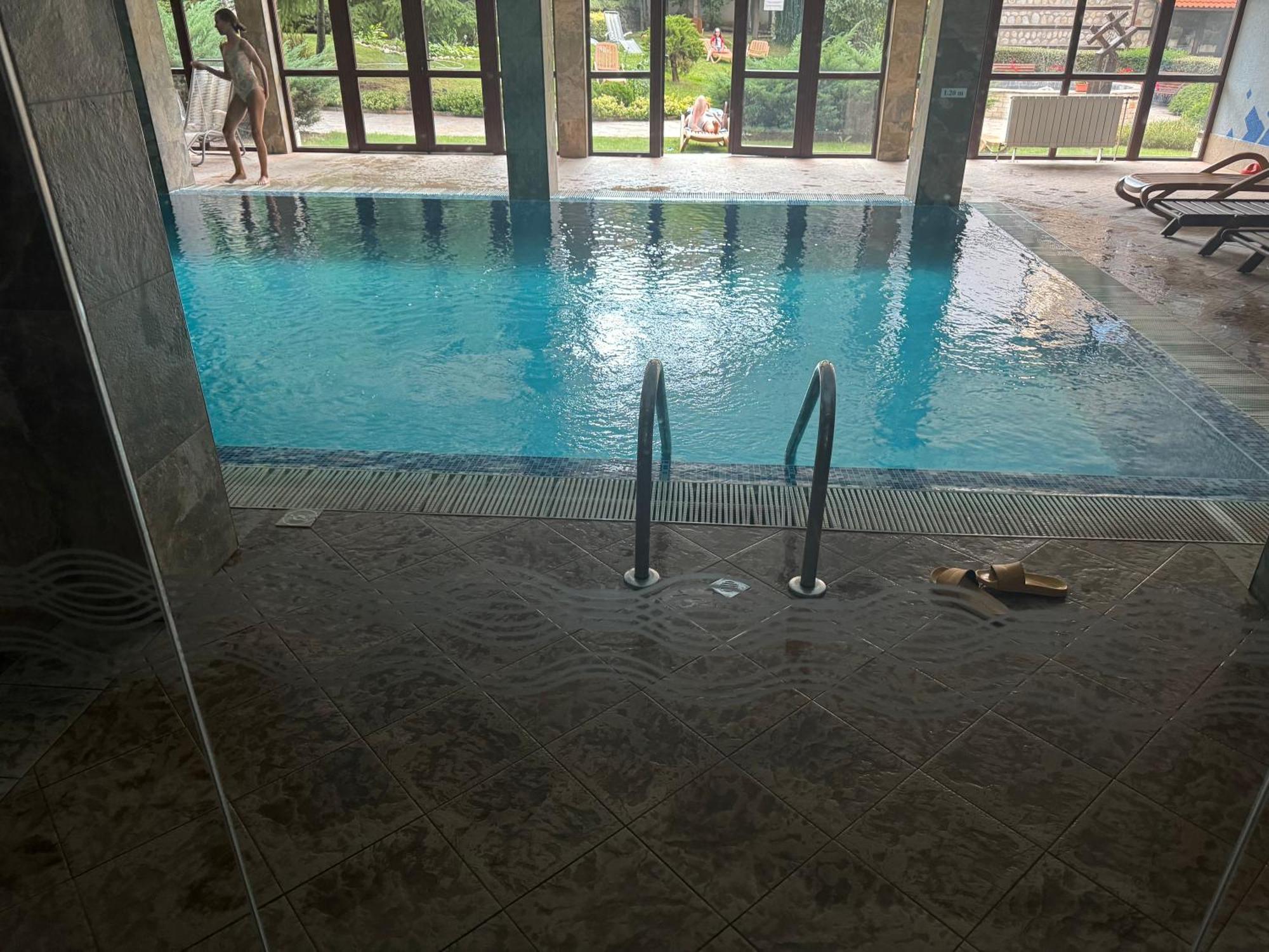 2-Bedroom, 2-Bathroom With Fireplace And Garden At Winslow Infinity Bansko Eksteriør billede